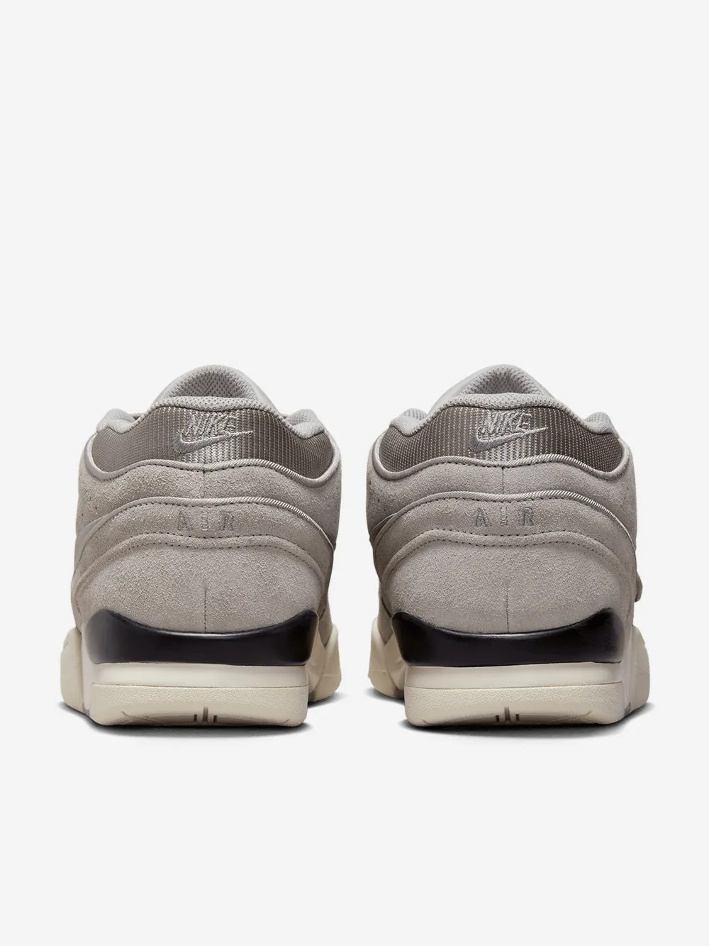 AAF88 Low Sneakers