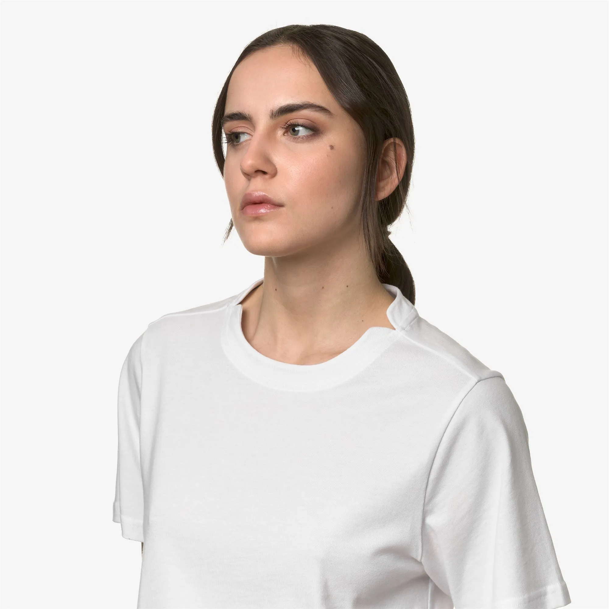 AMILLY WHITE