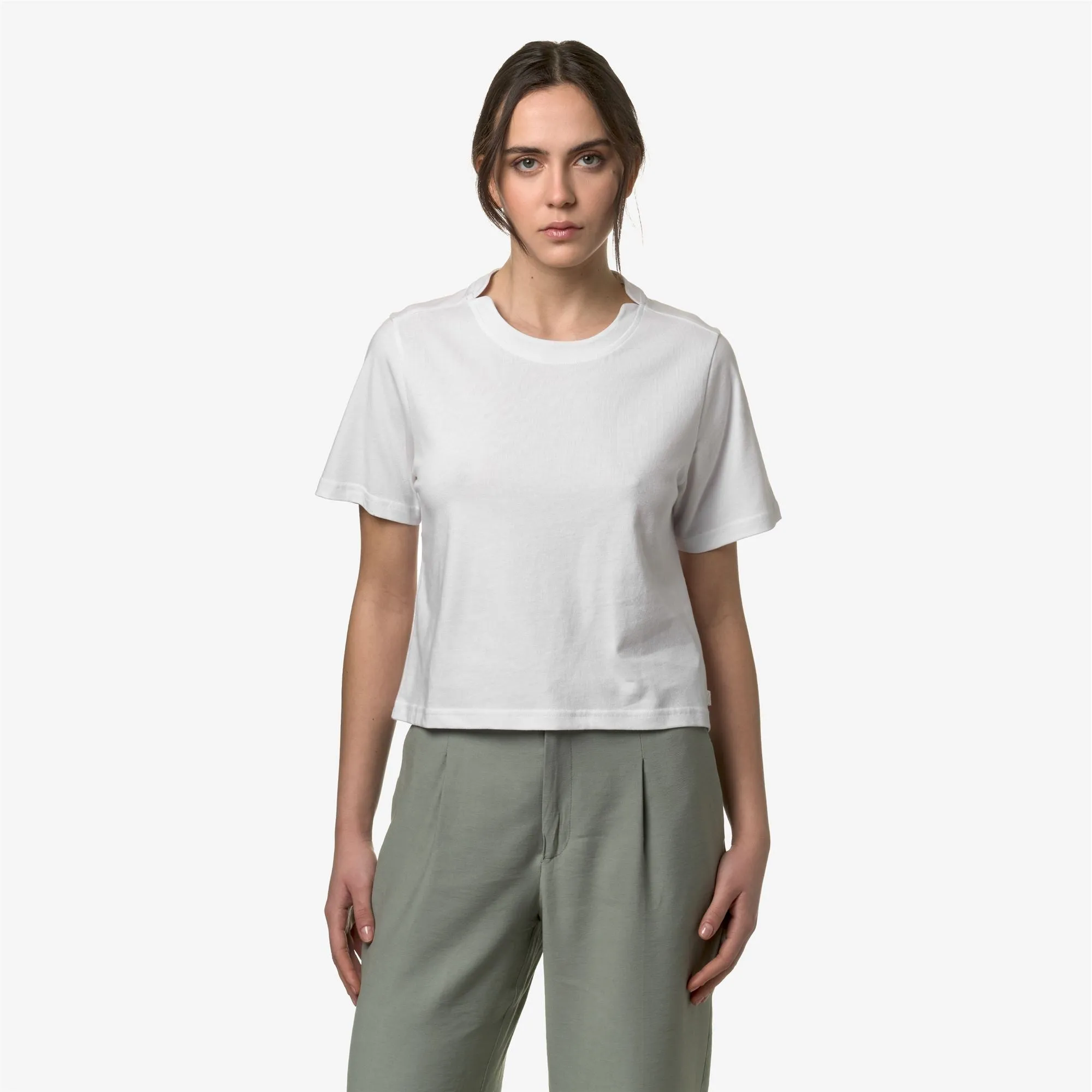 AMILLY WHITE