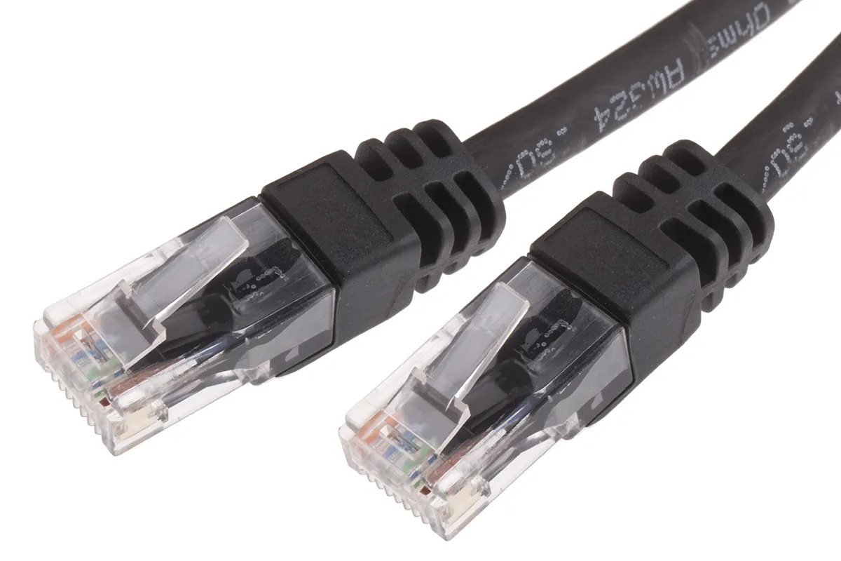 Cavo Ethernet Cat6 (U/UTP) RS PRO, guaina in LSZH col. Nero, L. 25m, Con terminazione