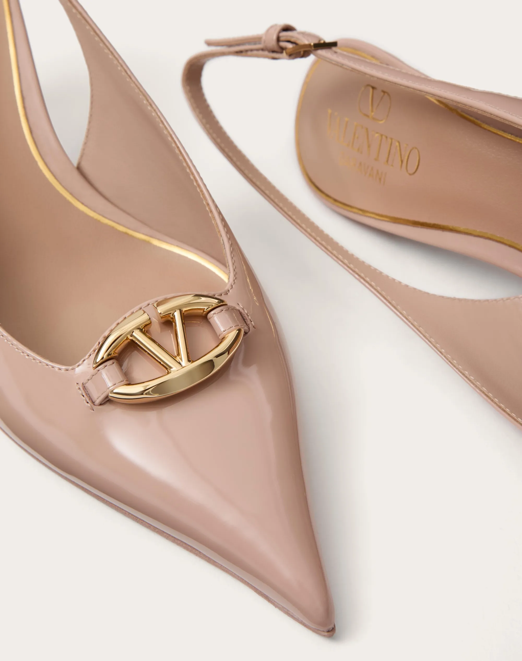 DÉCOLLETÉ SLINGBACK VLOGO THE BOLD EDITION IN VERNICE 60MM