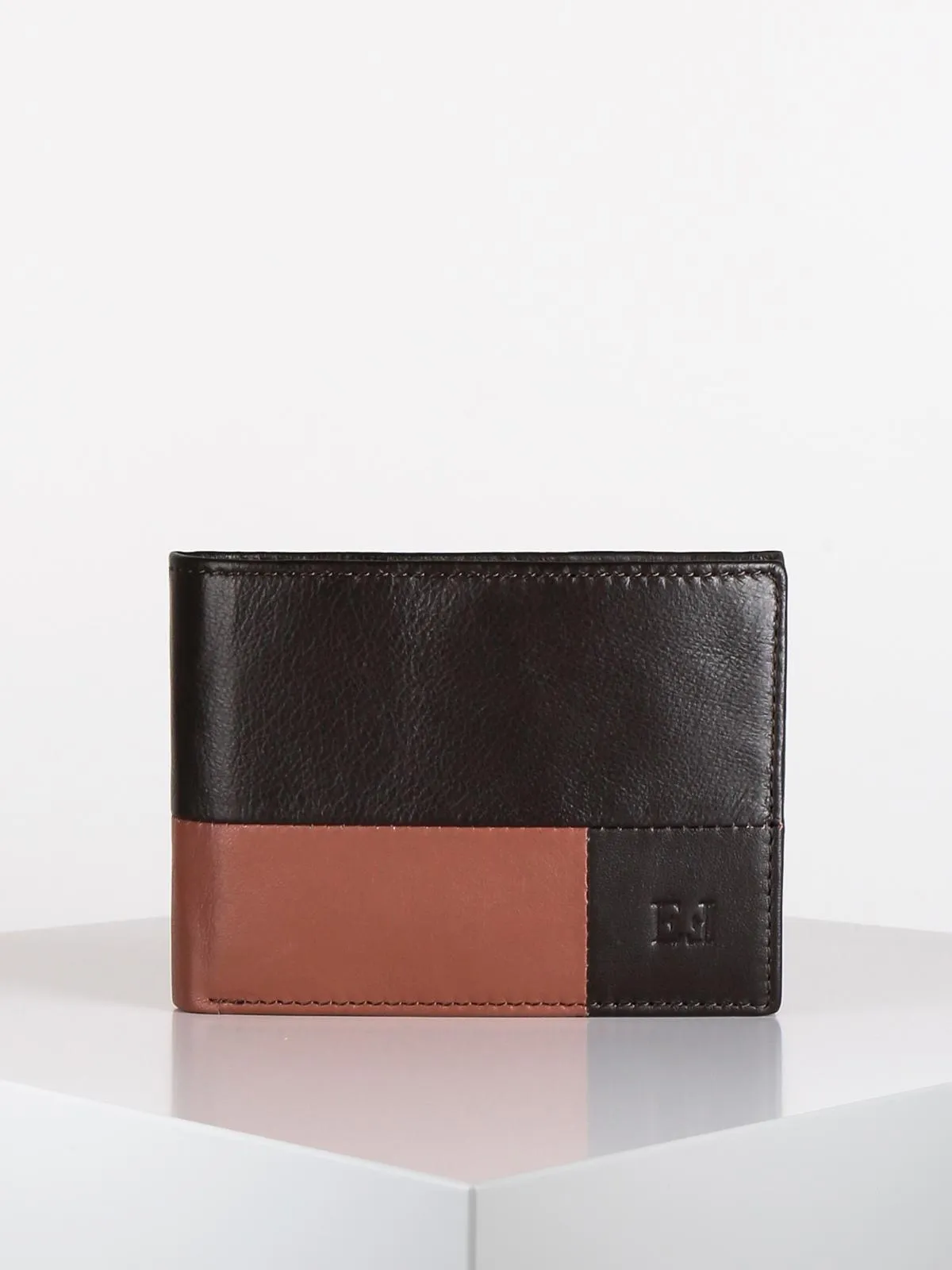 Egon Furstenberg Portefeuille en cuir avec porte-chèques marron foncé