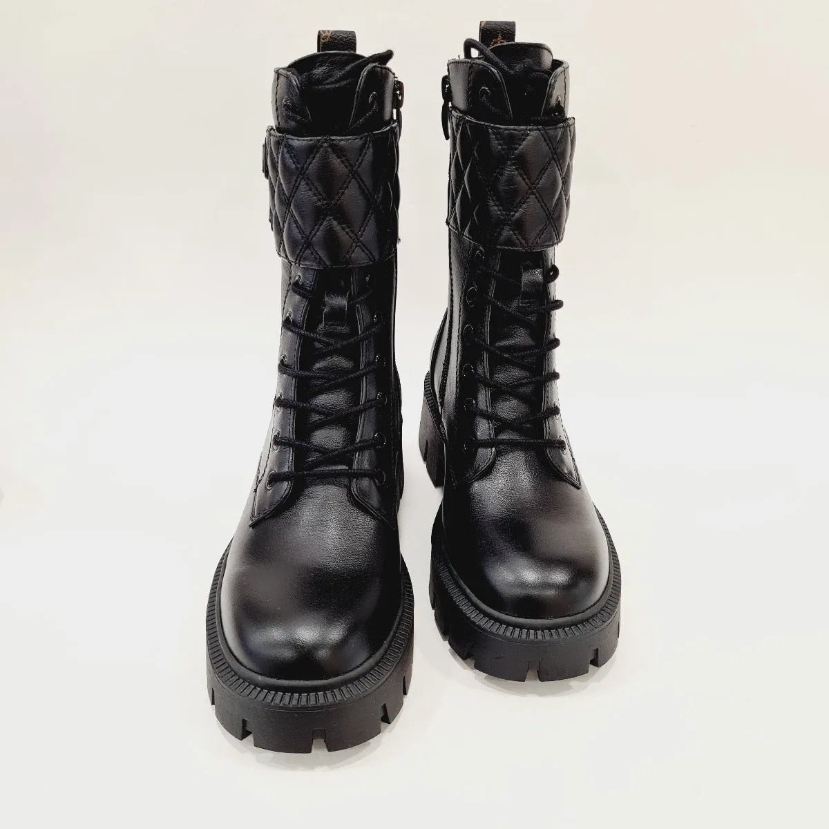 Guess Anfibio Bikers pelle Black fibie  fondo gomma carro armato 4,5 cm. rif. G651