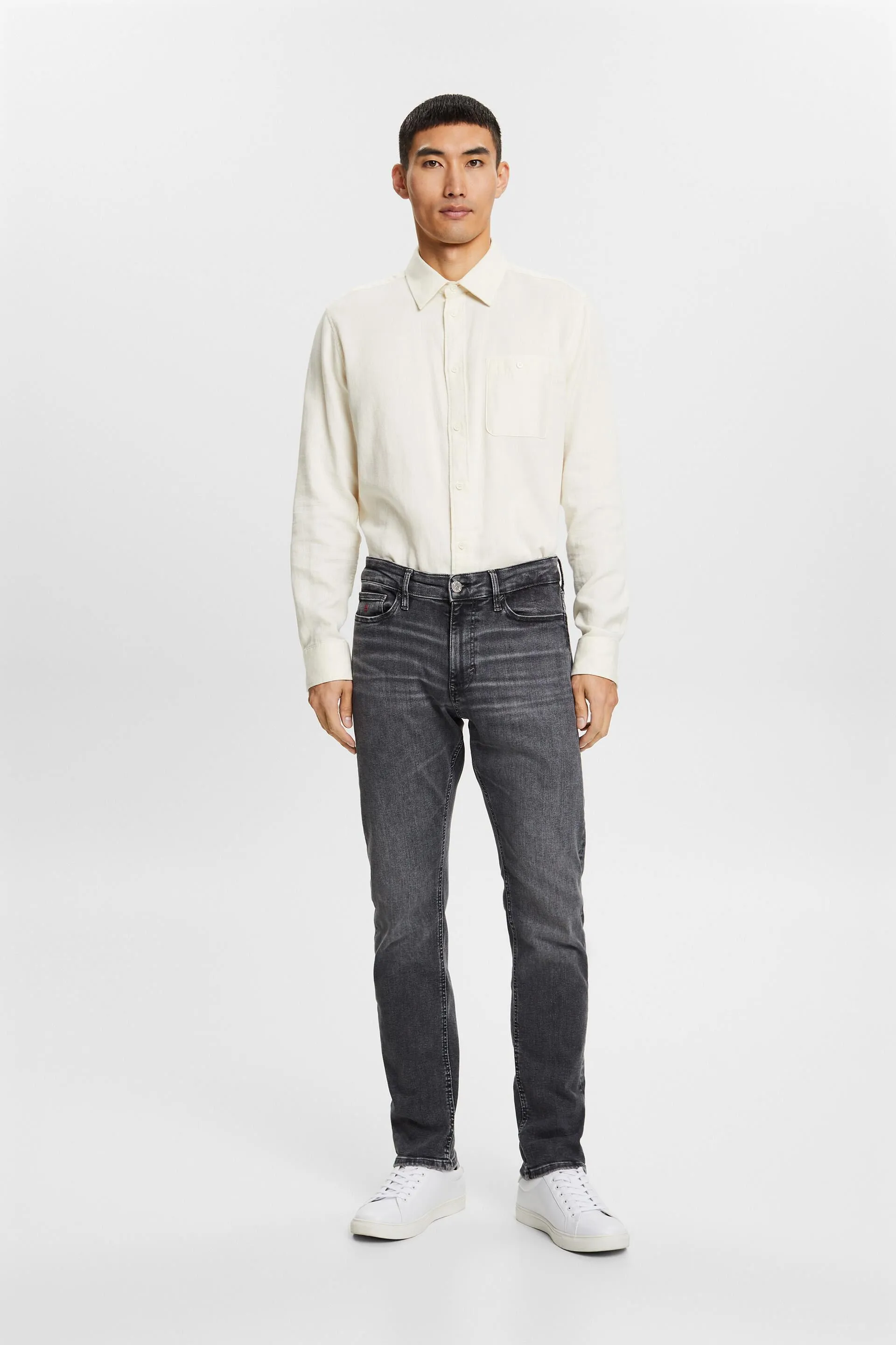 Jeans Slim Fit a vita media