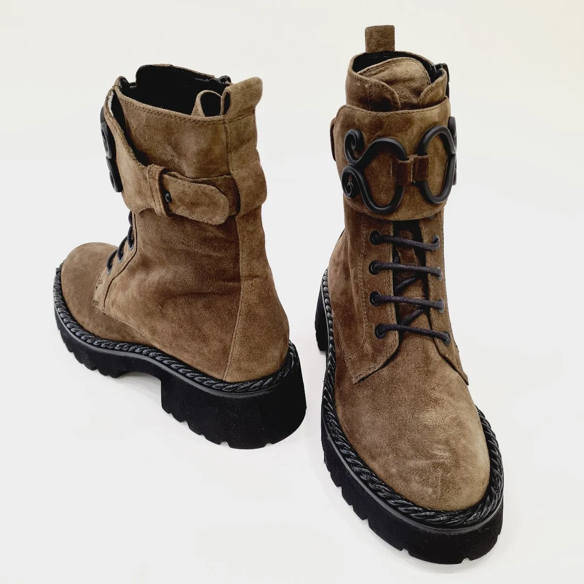 Les Poèmes stivaletto anfibio fondo gomma tacco alto alto 5 cm camoscio olive rif.734