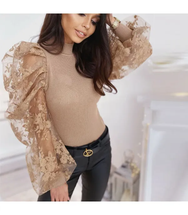 Maglia maniche a sbuffo pizzo rose