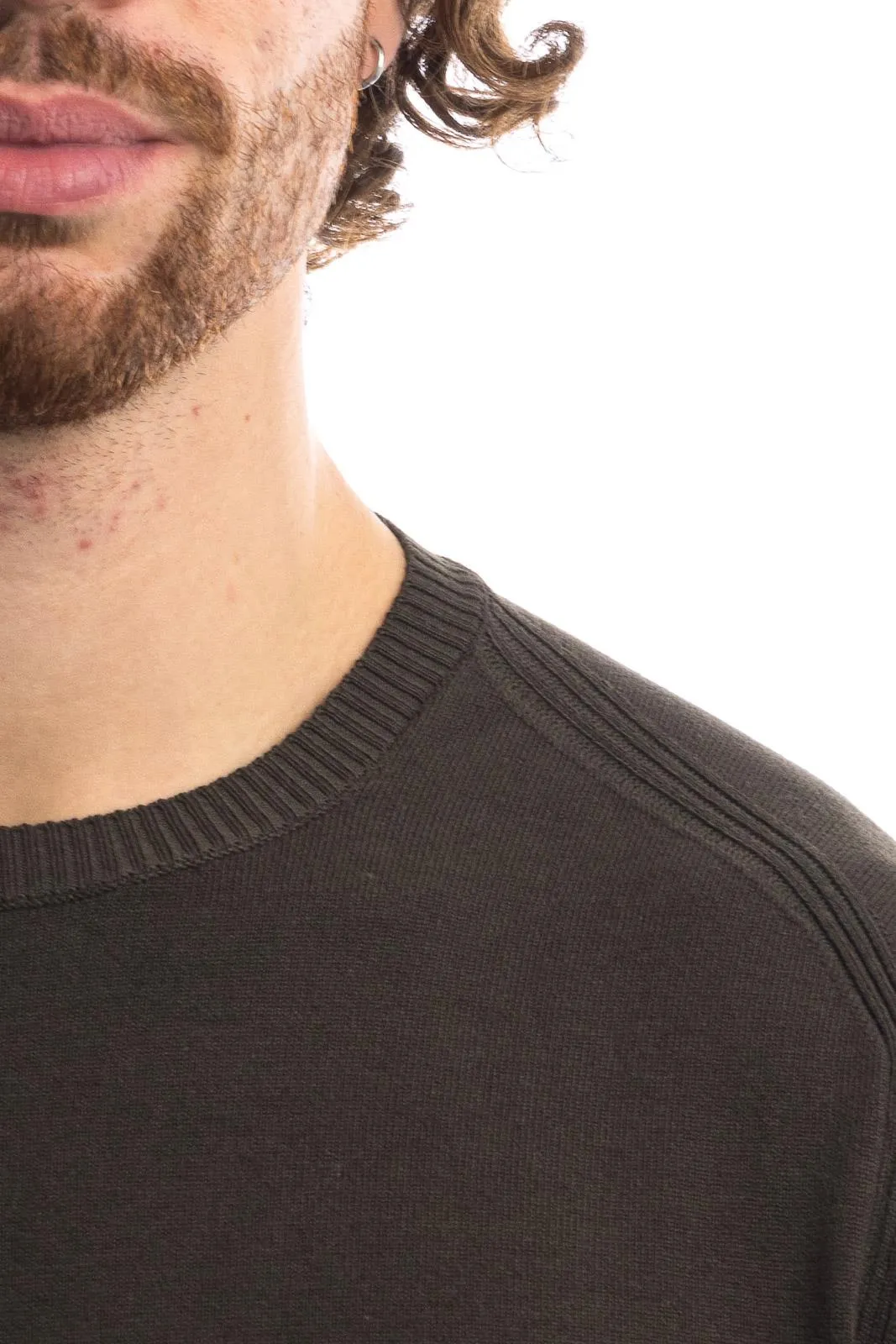 MAGLIA UOMO GIROCOLLO VERDE MILITARE e NERO OUTFIT UOMO