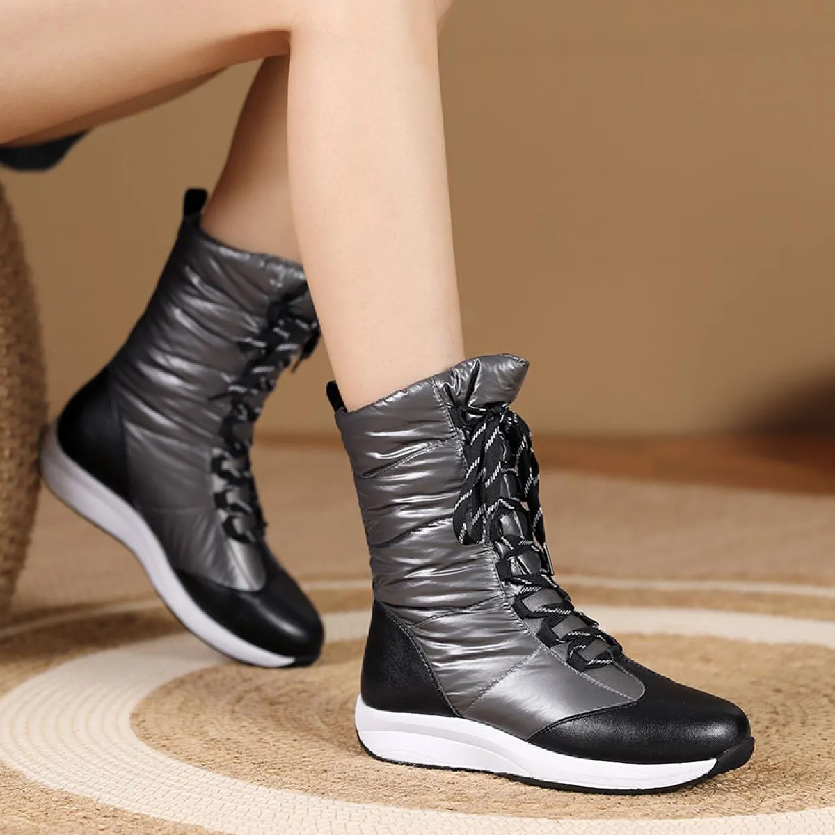 Moda Donna Stivaletti Inverno Caldo Donna Piumini Stivali da neve Piattaforme stringate Scarpe corte casual Scarpe basse da donn