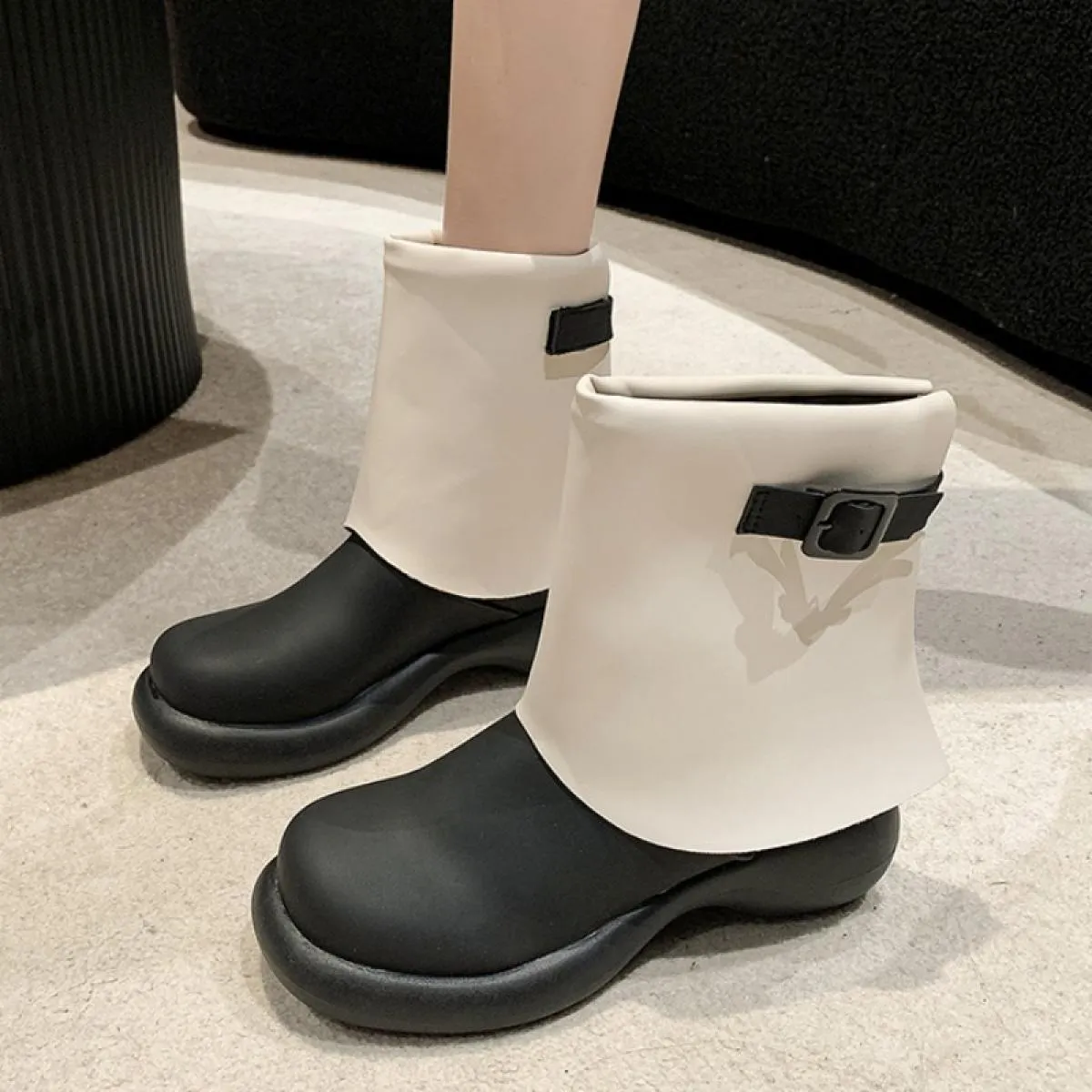 Nuove donne appartamenti scarpe invernali alla caviglia piattaforma di marca stivali Chelsea 2023 designer stivali gladiatore go