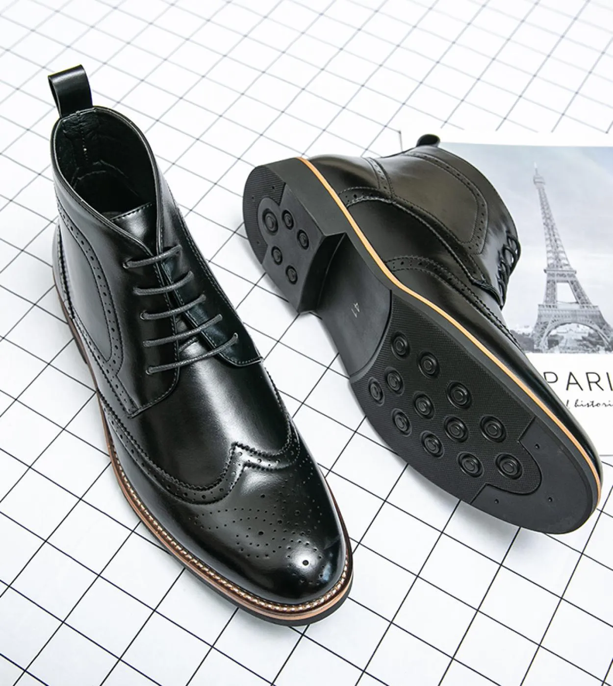 Stivaletti britannici Scarpe da uomo Moda Retro Tinta unita Pu Punta tonda Bullock Punta alare intagliata Stringata Casual Strad