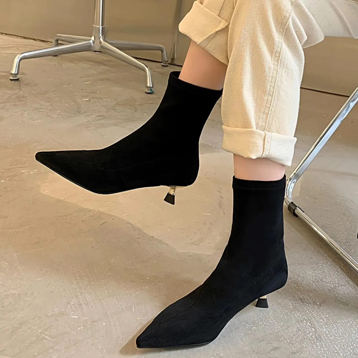 Stivaletti da donna concisi Punta a punta Tacchi alti sottili Autunno Inverno Stivali elasticizzati Scarpe Donna Office Lady Tag