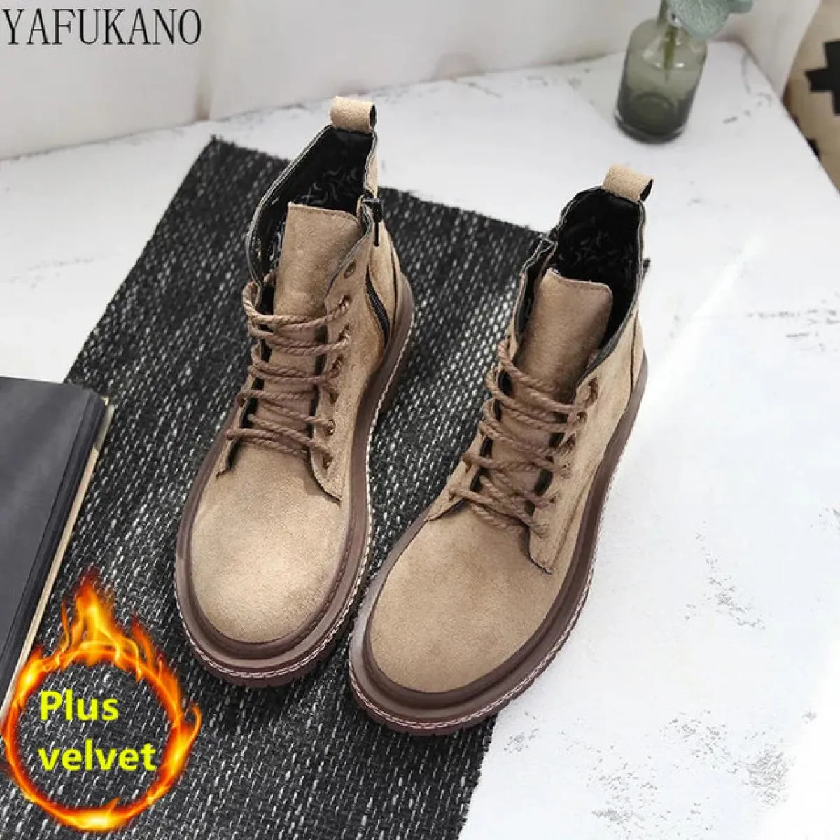 Stivali da donna stile britannico Autunno da donna Nuovi stivaletti con tacco grosso in pelle scamosciata retrò Stringati Stival