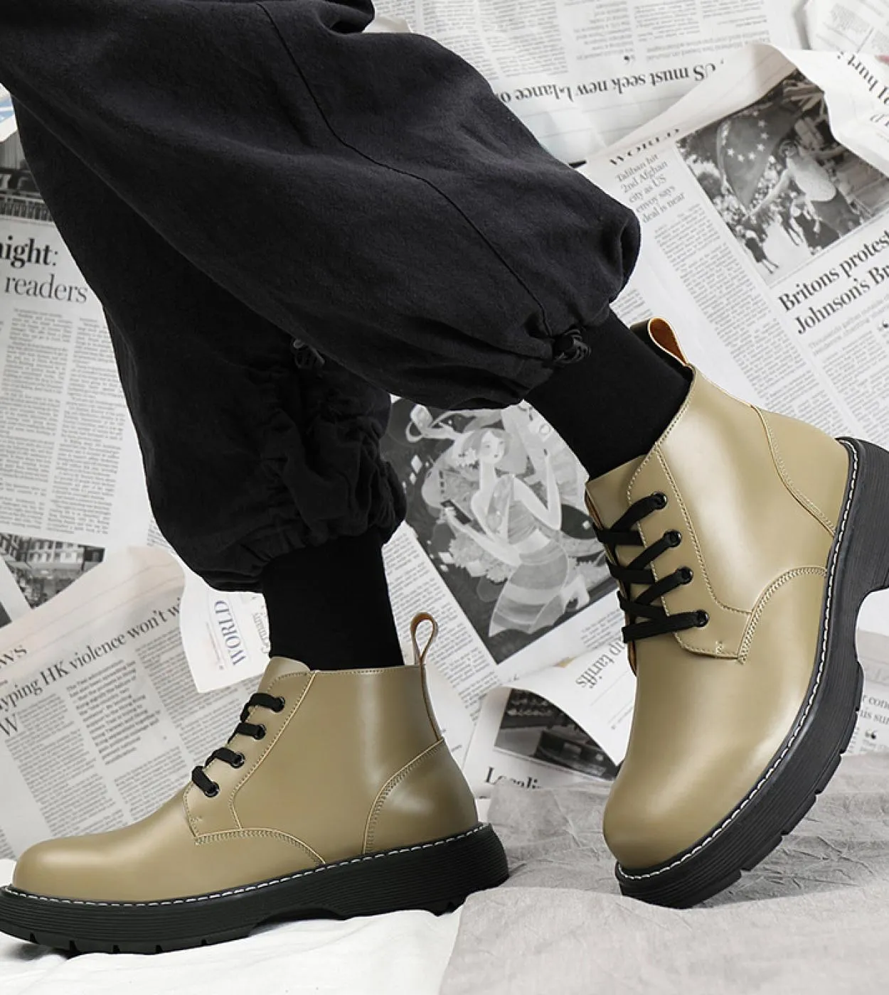 Stivali da uomo Fashion Designer British Thick Sole Mens Tooling Boots Scarpe alla moda Stivaletti Homme Stivali robusti imperme